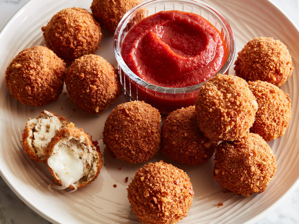 St. Catharines ON The Manhattan Bar & Grill Deep Fried Parm Balls