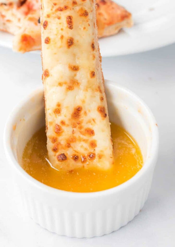 St. Catharines ON Big Marco's Italian Restaurant and Pizzeria Garlic Dipping Sauce