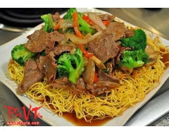 Nanaimo Pho VTa Vietnamese Restaurant Mi xao bo - Beef chow mein