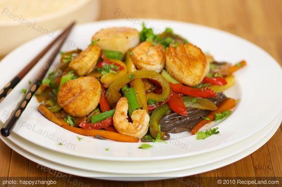 Oshawa Azian Cuisine Chop Suey Stir Fry  Seafood (shrimp, squid and scallop)