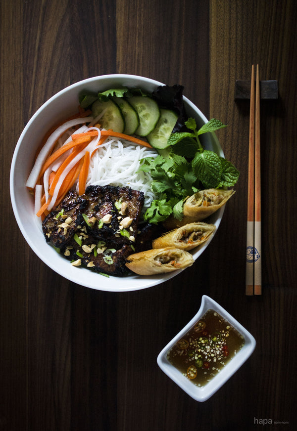 Pho Tasty Grilled Meat And Spring Roll On Rice - Com Thjt Nuong Cha Gio