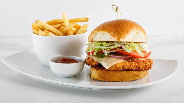 Cactus Club Cafe West Edmonton_Mall Rob'S Crispy Chicken Sandwich