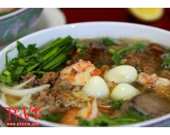 Nanaimo Pho VTa Vietnamese Restaurant Hu Tieu Mi - Egg noodle Hu Tieu