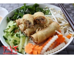 Nanaimo Pho VTa Vietnamese Restaurant Bun cha gio - Vermicelli with spring rolls