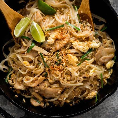 Pho Tasty Pad Thai With Beef, Pork, Or Chicken