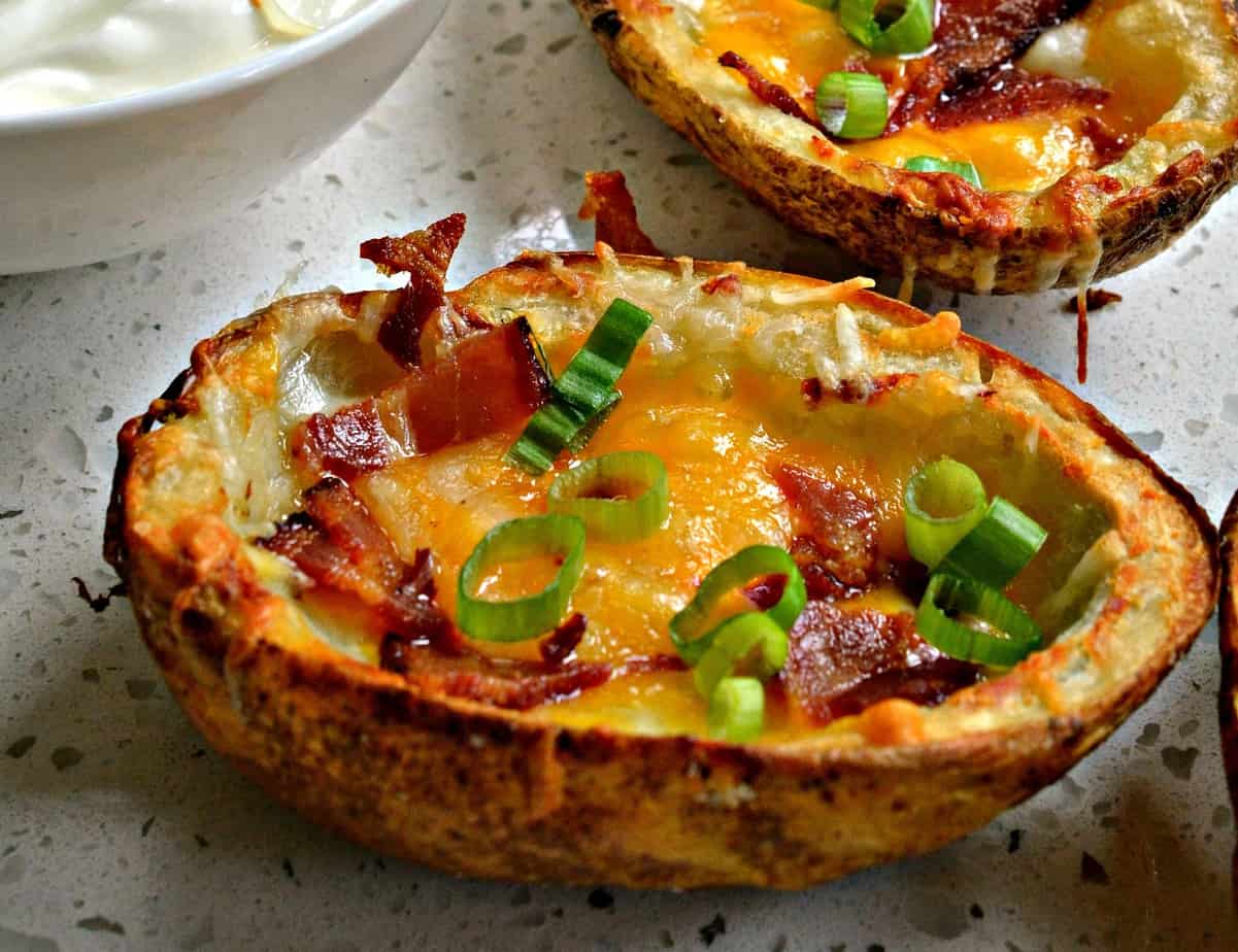 Nanaimo Landlubber Pub Potato Skins Canuck Eats