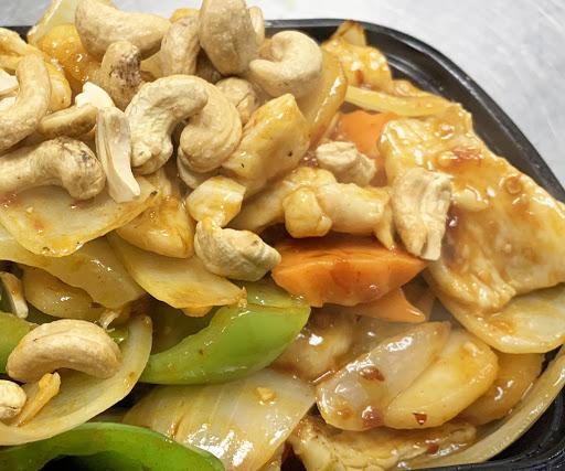 Good Buddy Chinese Restaurant Granville Kung Pao Chicken W/ Cashews (Spicy)