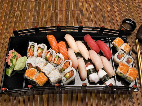 Oshawa Azian Cuisine Sushi and Maki (set for 2)