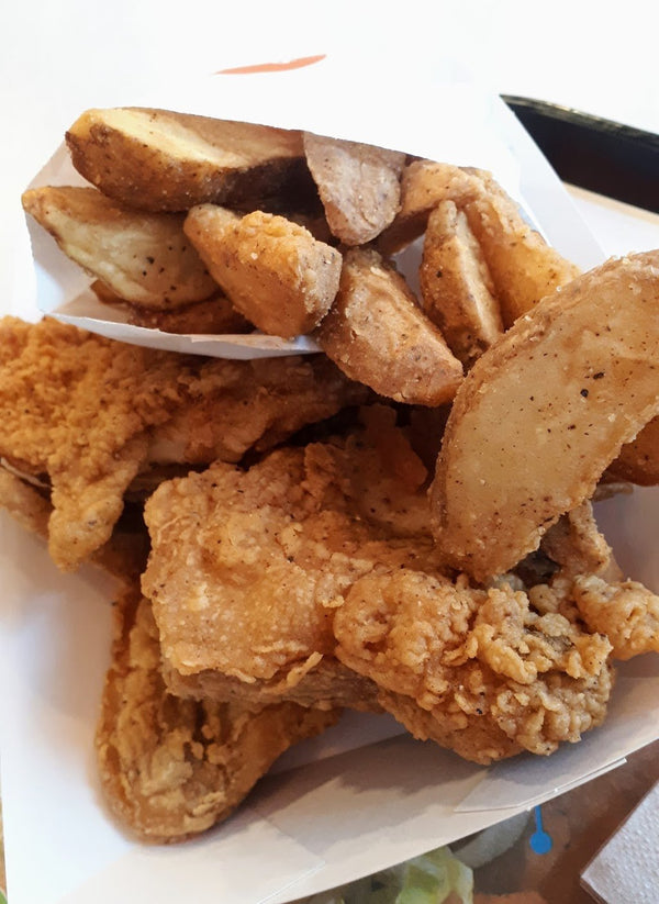 Oshawa Mary Brown's Chicken Tenders 5 PCS Combo Includes Small Taters & Can of Pop